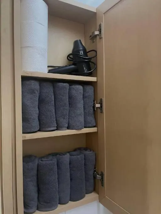 1 Min To Seolleung Staion Spacious Studio Apartment Seoul